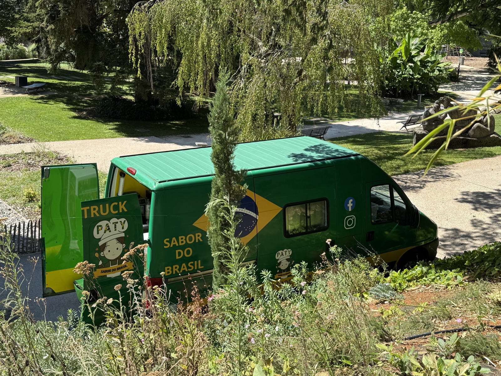 Organiser un événement avec Sabor Do Brasil : le food truck brésilien qui dynamise Cahors et Pradines